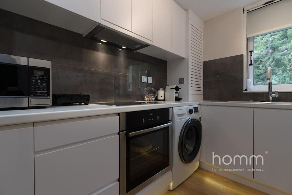Renovated Homm Apartment In Lycabettus, Pitanis Str アテネ エクステリア 写真