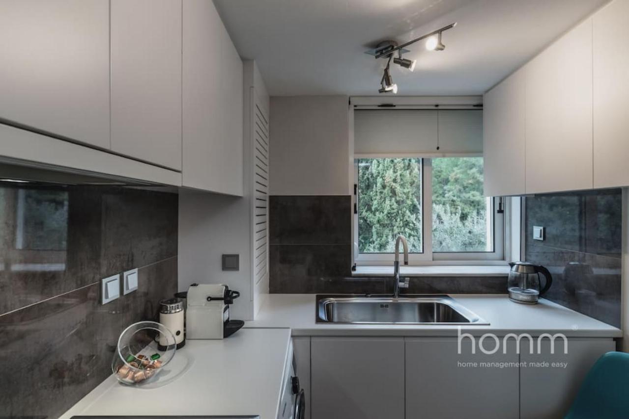 Renovated Homm Apartment In Lycabettus, Pitanis Str アテネ エクステリア 写真